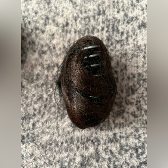 Lot Of Hair Bun Claw Clip Ins - Picture 6 of 9